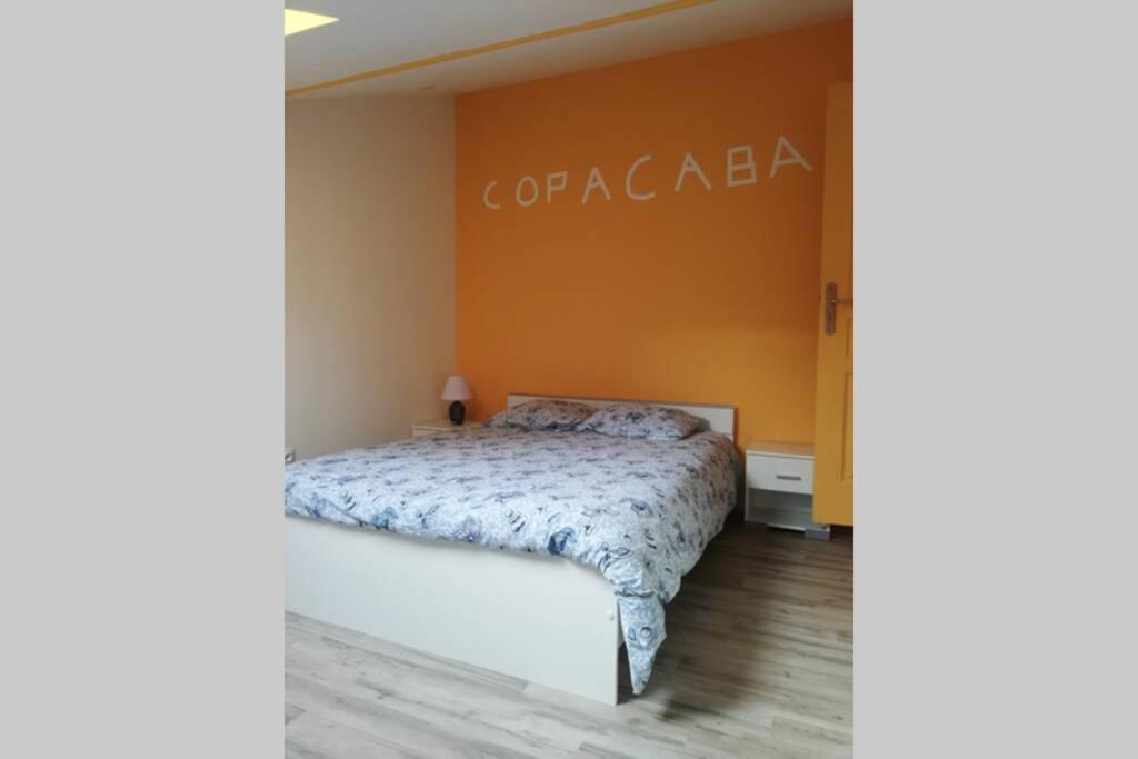 Copacabana La Fere ภายนอก รูปภาพ